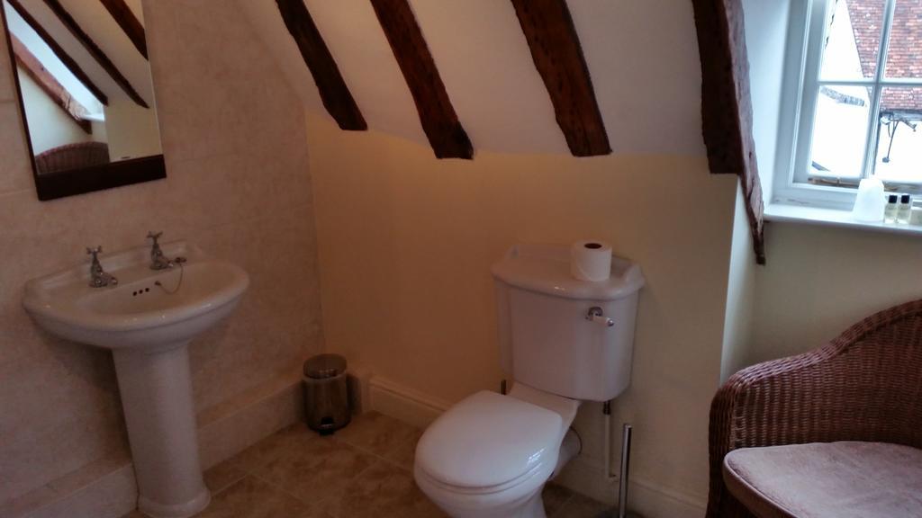 Limes Hotel Needham Market Стая снимка